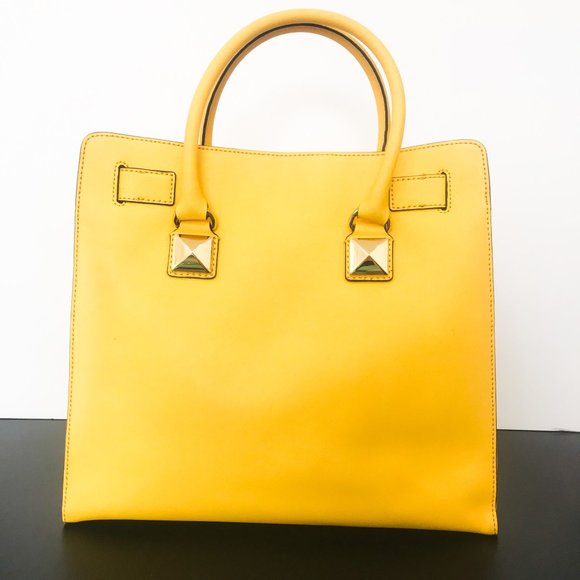 MK MICHAEL KORS | Hamilton Saffiano Leather Yellow Studded Purse | Lock & Key - Picture 2 of 16